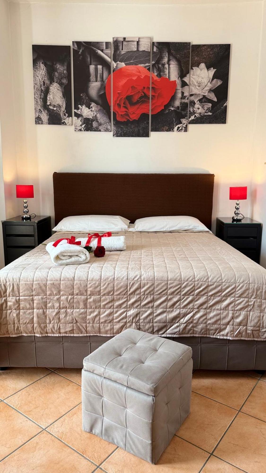 Vanvitelli Home กาแซร์ตา ภายนอก รูปภาพ