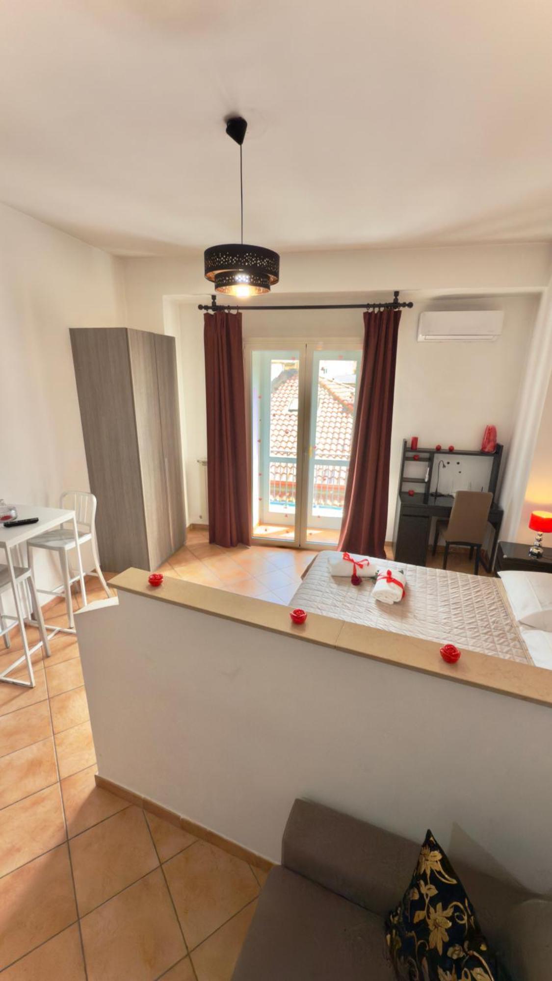 Vanvitelli Home กาแซร์ตา ภายนอก รูปภาพ