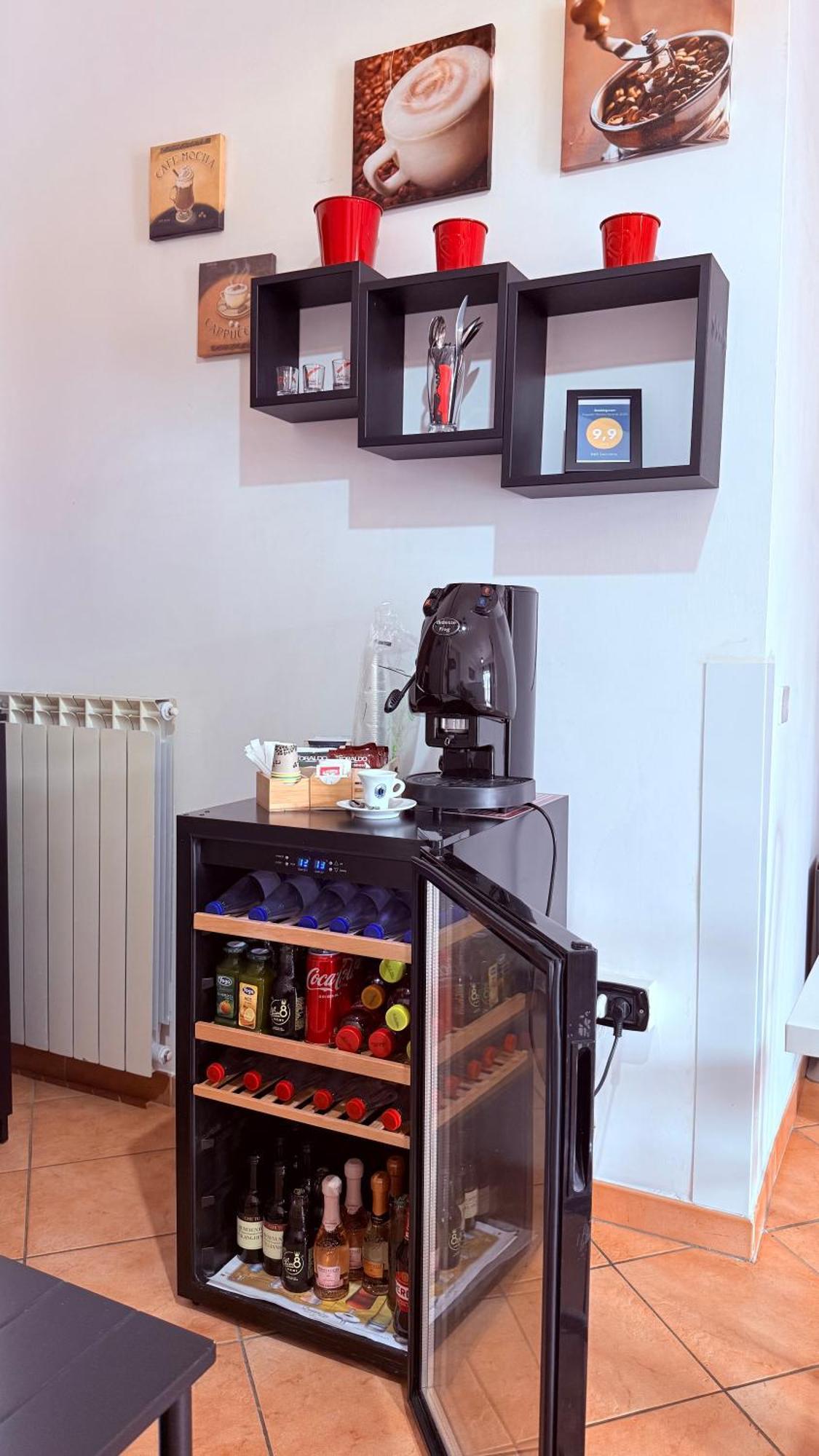 Vanvitelli Home กาแซร์ตา ภายนอก รูปภาพ