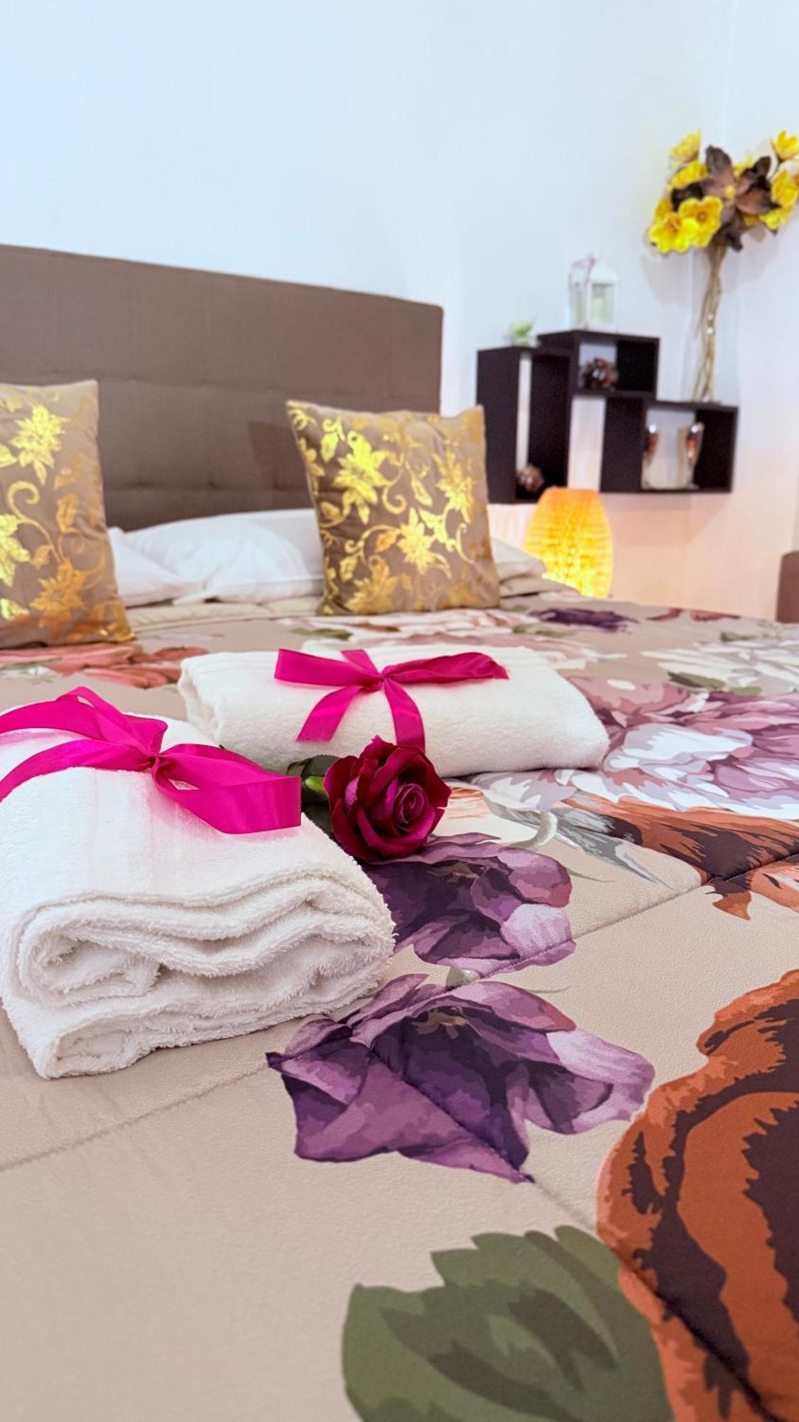 Vanvitelli Home กาแซร์ตา ภายนอก รูปภาพ